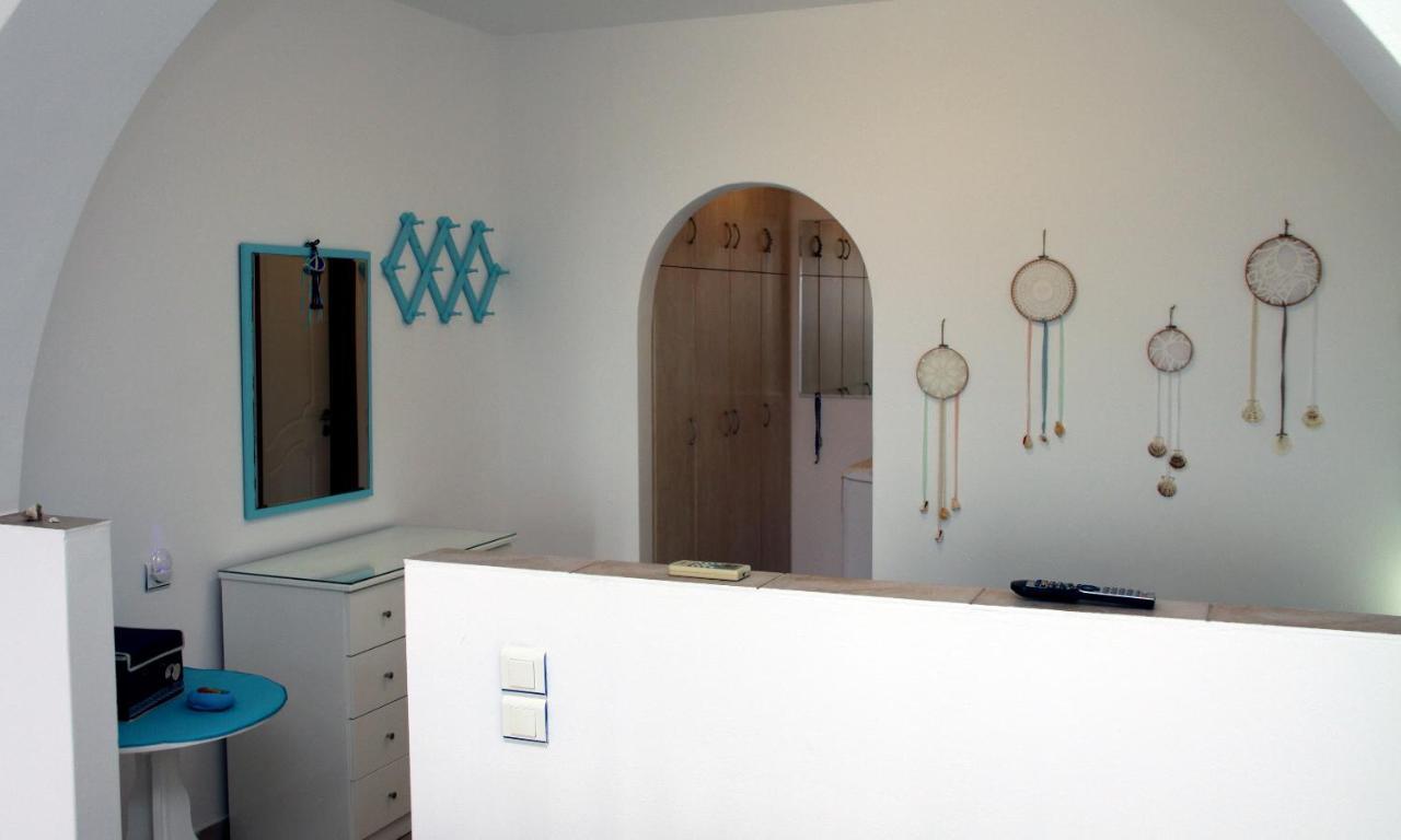 Anatoli Apartment กิโมลอส ภายนอก รูปภาพ
