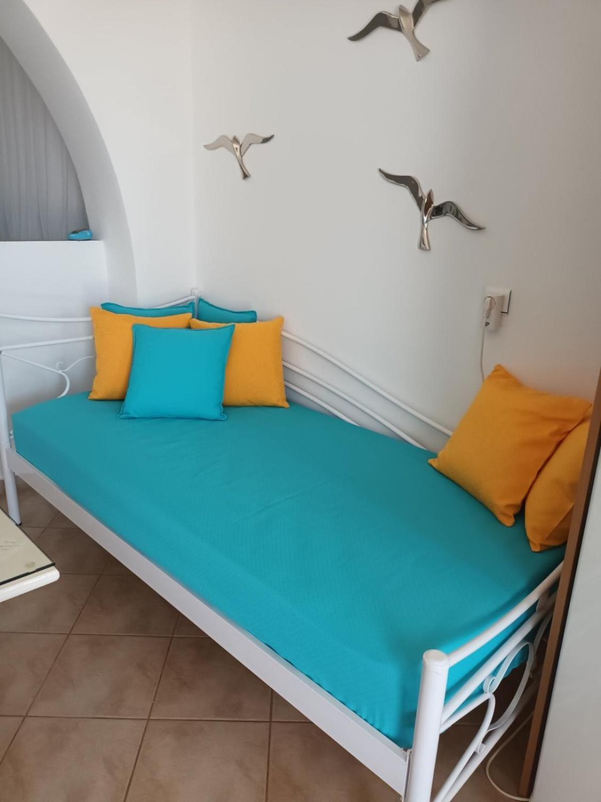 Anatoli Apartment กิโมลอส ภายนอก รูปภาพ